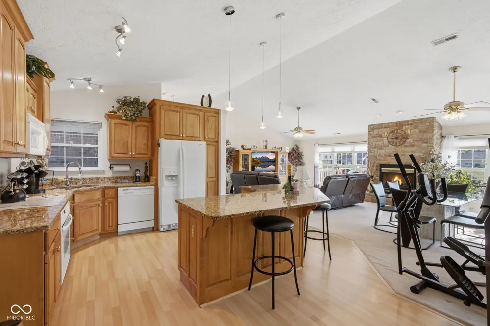 5747 Cross Bridge Way Plainfield, IN 46168