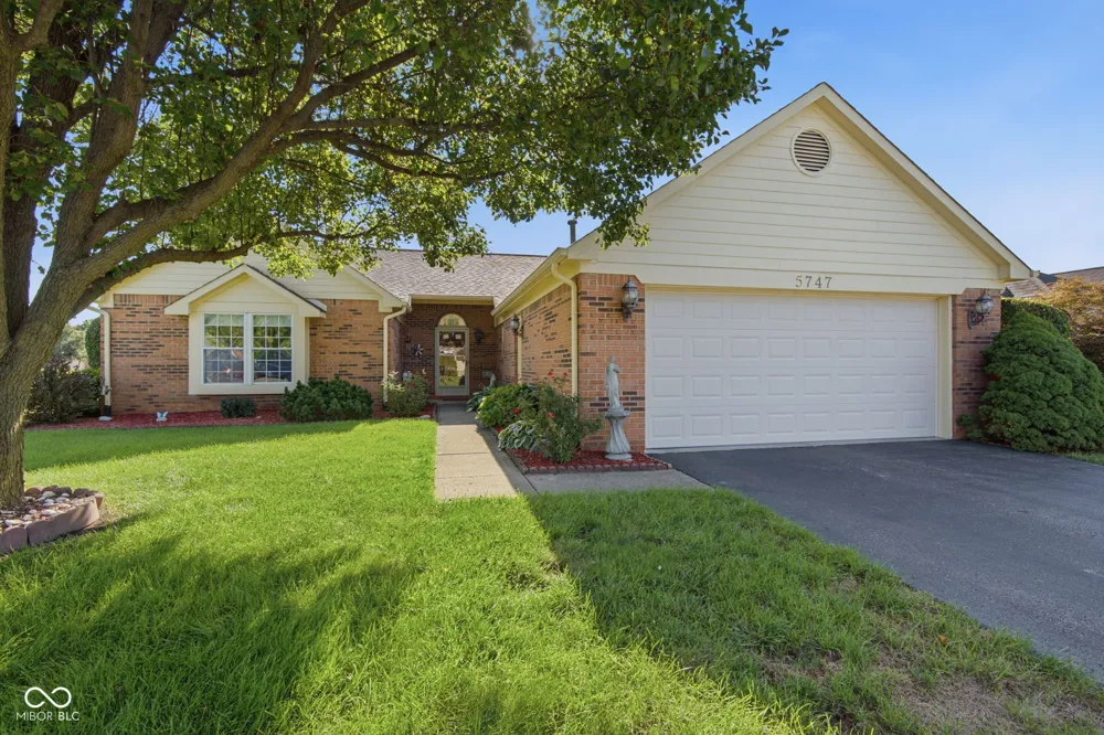 5747 Cross Bridge Way Plainfield, IN 46168
