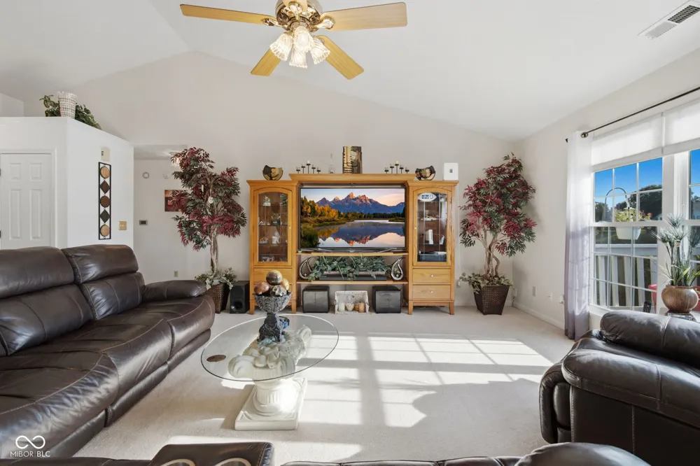 5747 Cross Bridge Way Plainfield, IN 46168
