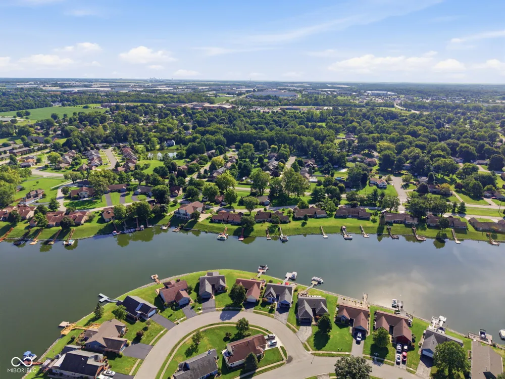 5747 Cross Bridge Way Plainfield, IN 46168
