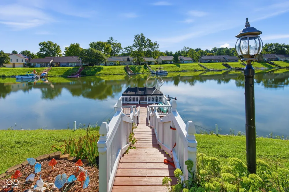 5747 Cross Bridge Way Plainfield, IN 46168