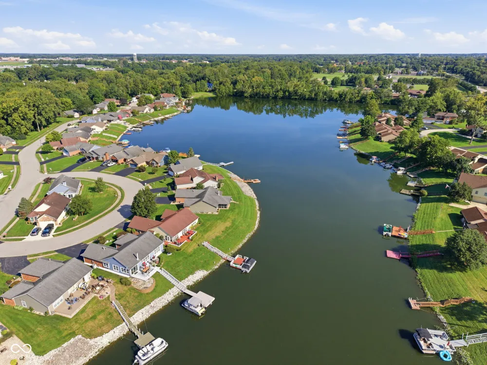 5747 Cross Bridge Way Plainfield, IN 46168