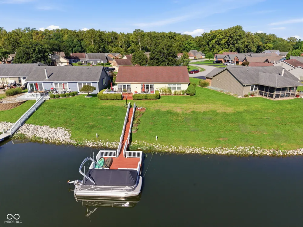5747 Cross Bridge Way Plainfield, IN 46168