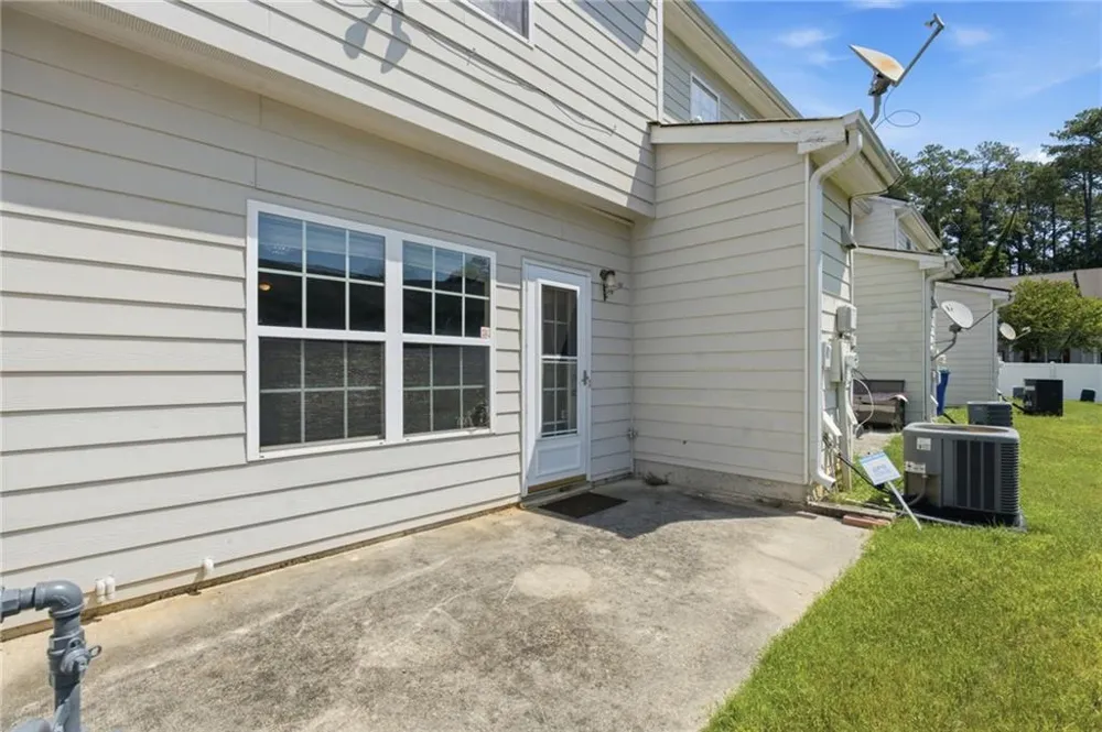 4116 Flat Trail Union City, GA 30291