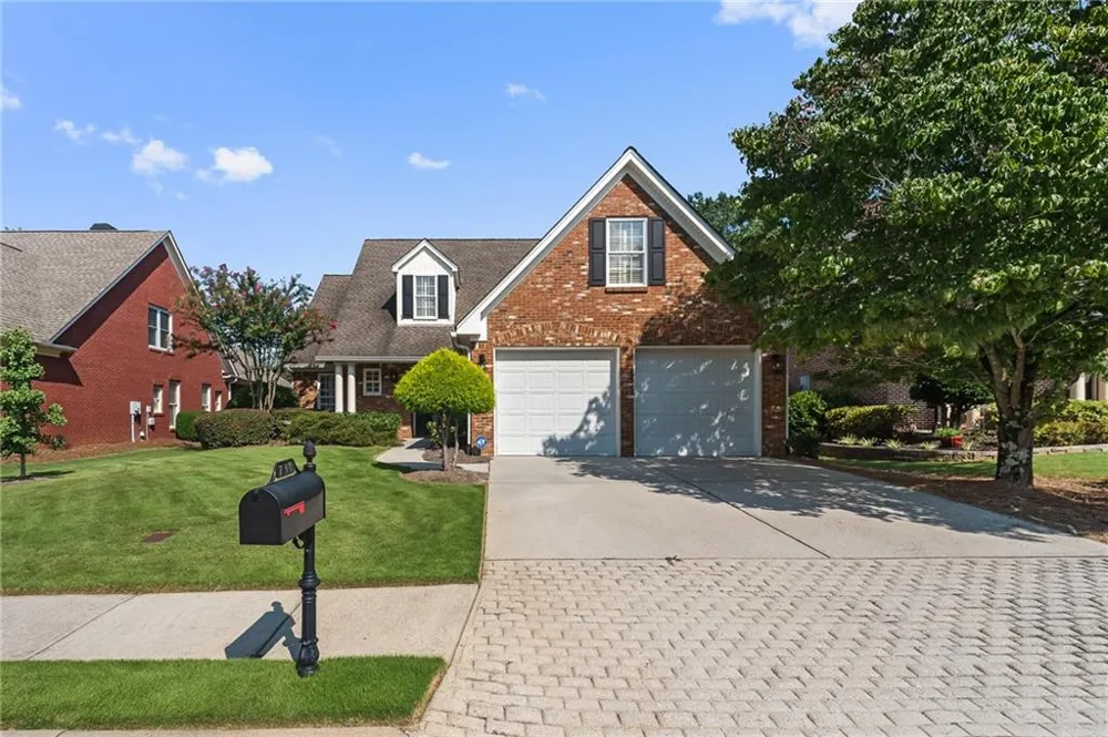 730 Windsor Place Circle Grayson, GA 30017