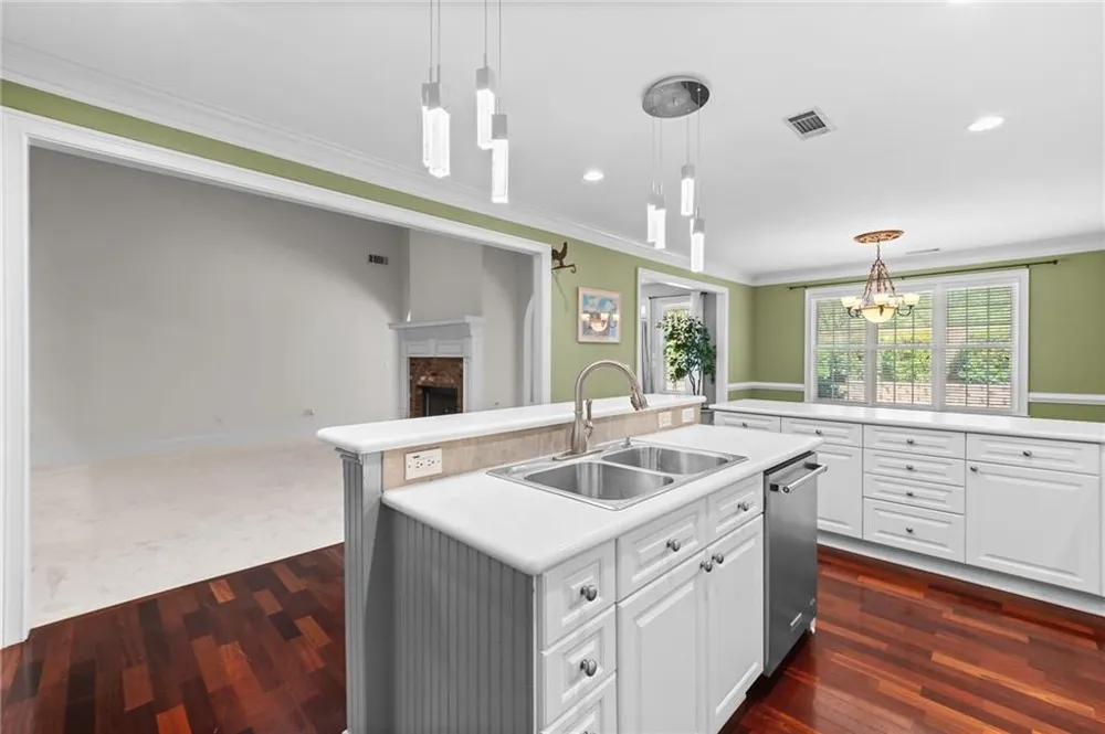 730 Windsor Place Circle Grayson, GA 30017