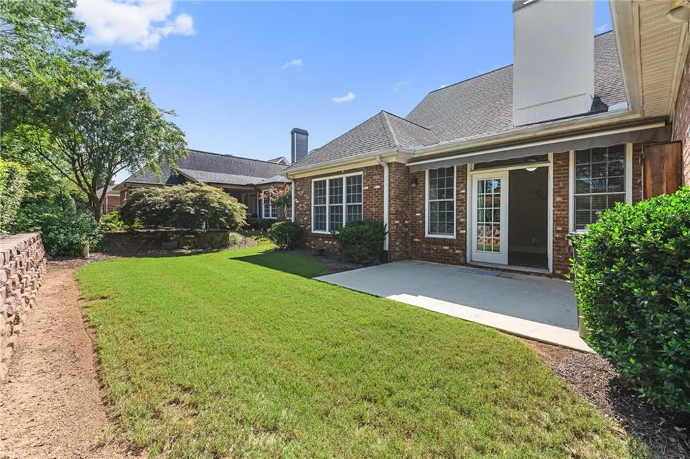 730 Windsor Place Circle Grayson, GA 30017