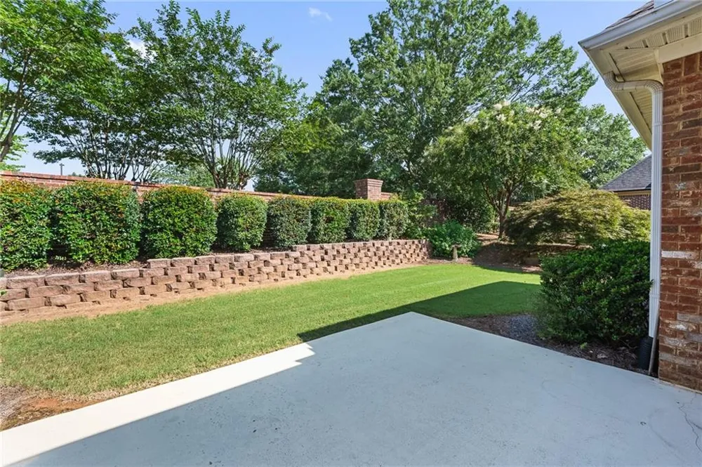 730 Windsor Place Circle Grayson, GA 30017