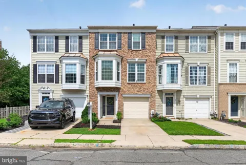14 BAYBERRY LANE