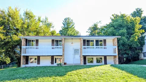 32 Yellowdale Drive