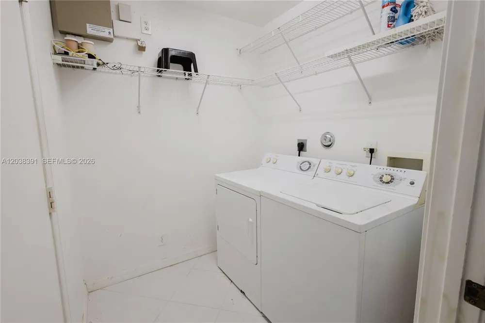 7577 Caprio Dr Boynton Beach, FL 33472