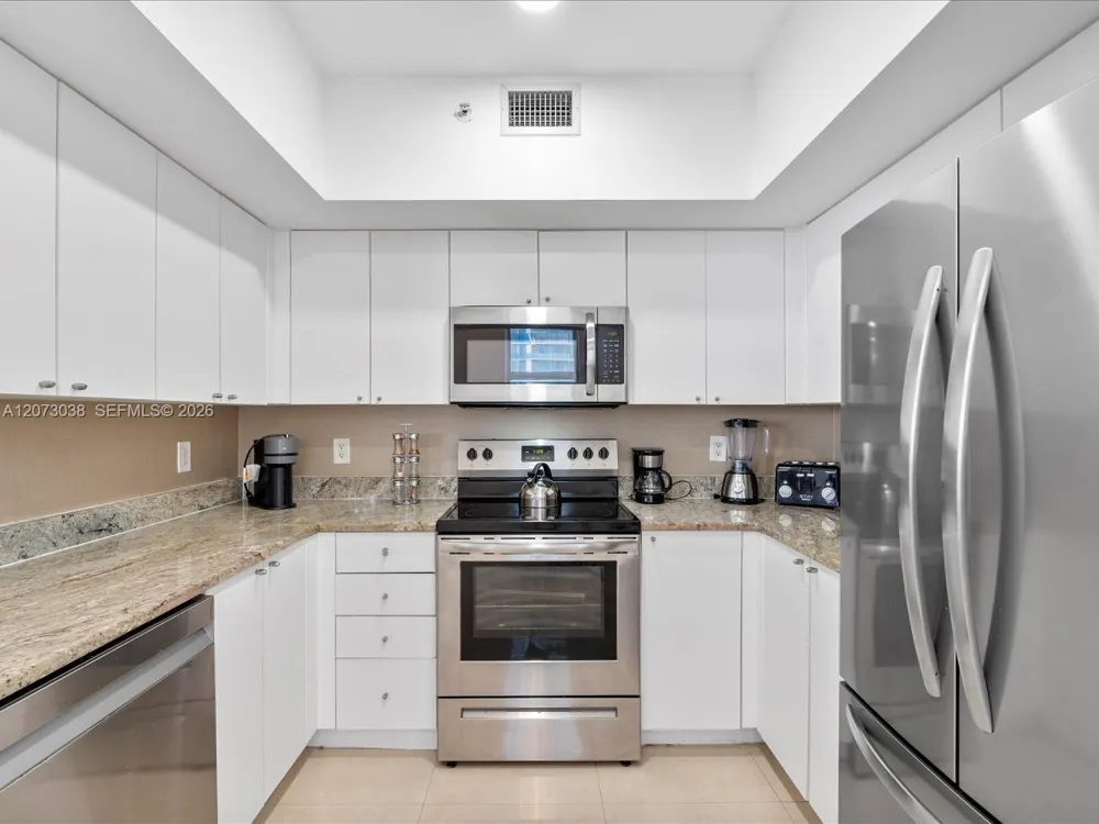 17375 Collins Ave #808 Sunny Isles Beach, FL 33160