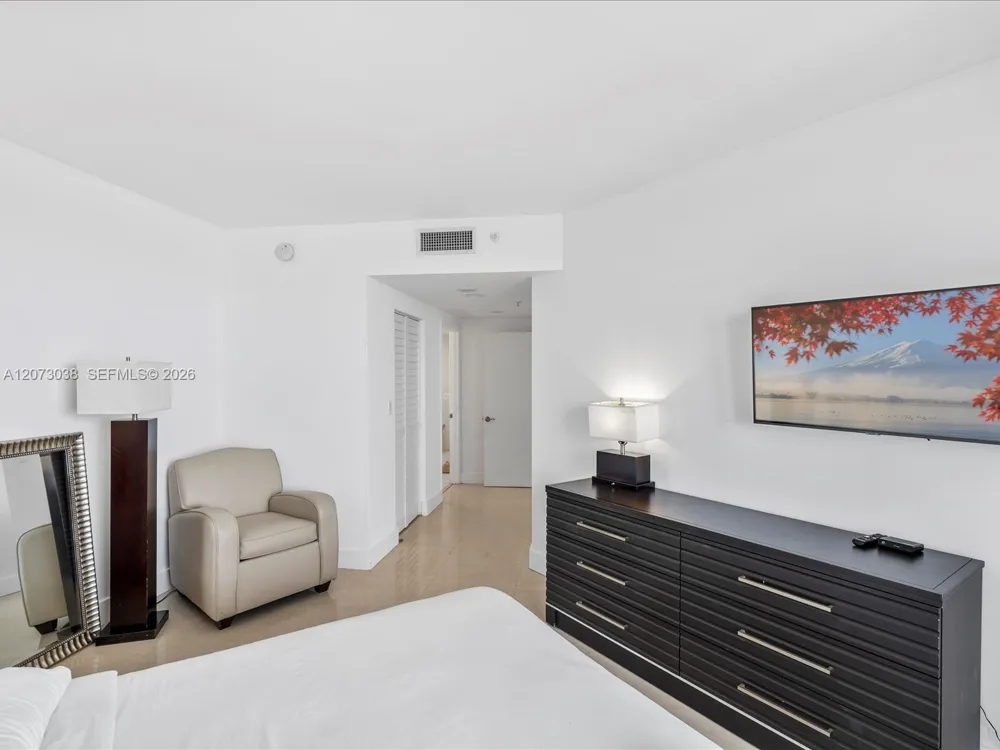 17375 Collins Ave #808 Sunny Isles Beach, FL 33160