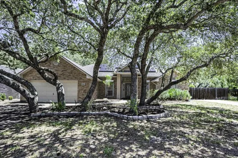 412 Fairway Oaks