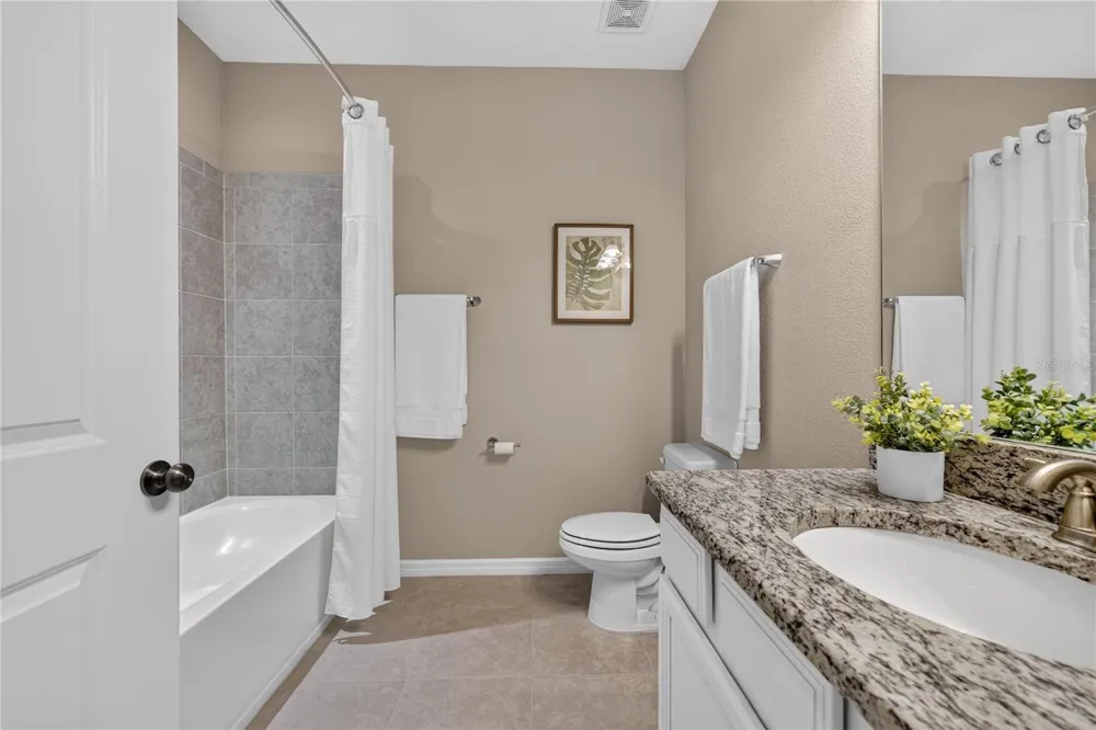 13737 MESSINA LOOP #103 Bradenton, FL 34211