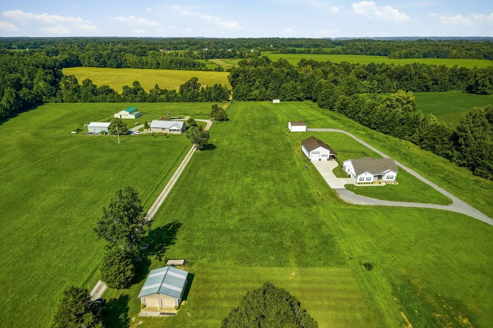 3459 Short Mountain Rd Woodbury, TN 37190