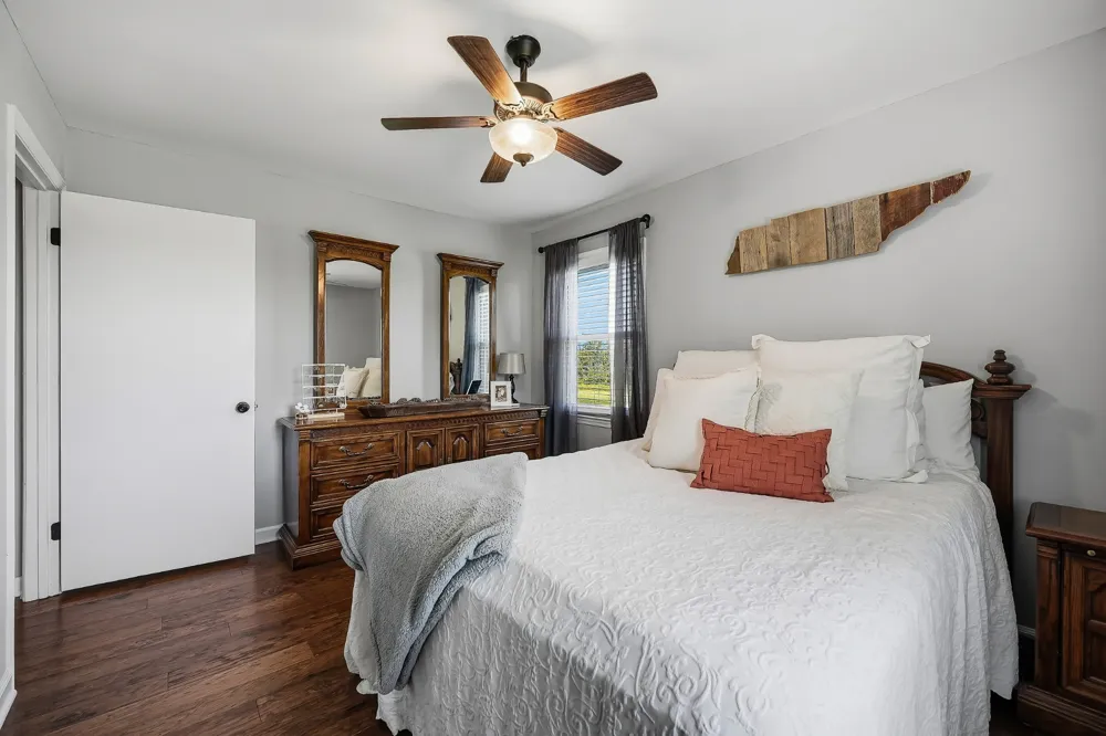 3459 Short Mountain Rd Woodbury, TN 37190
