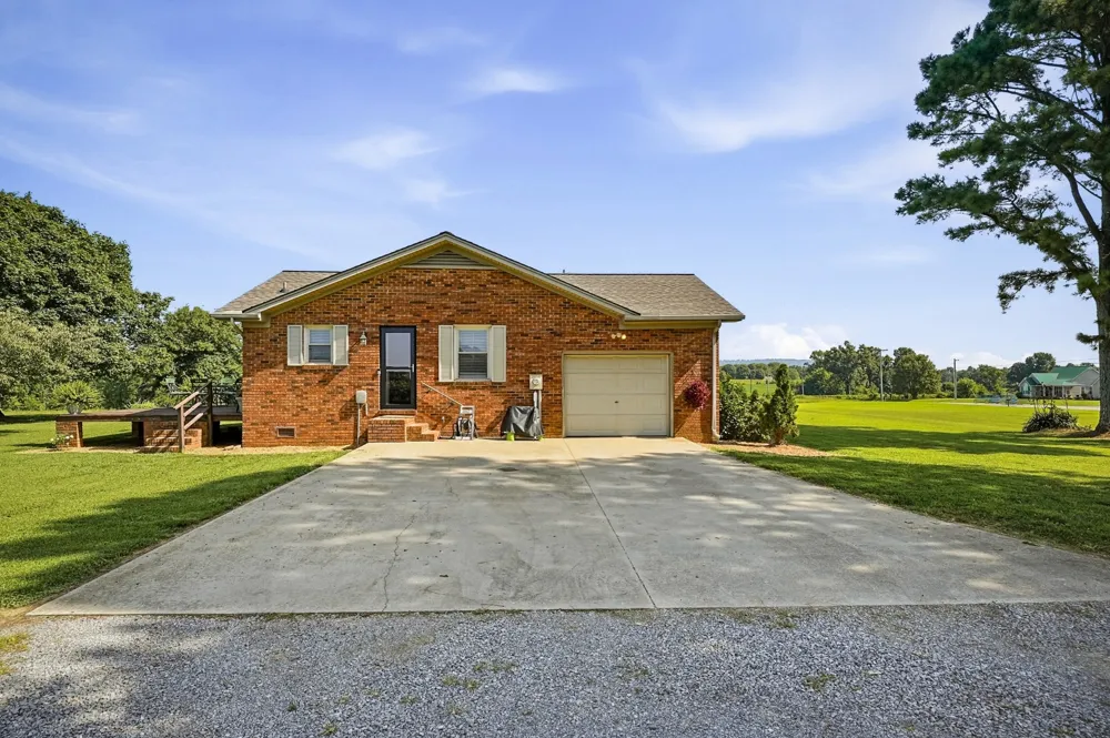 3459 Short Mountain Rd Woodbury, TN 37190