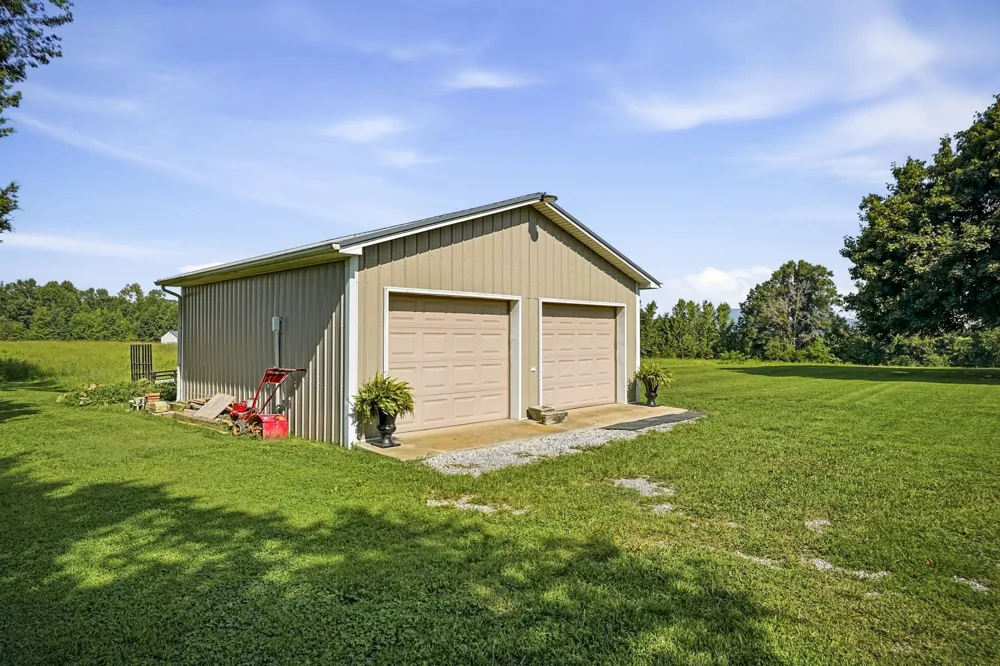 3459 Short Mountain Rd Woodbury, TN 37190