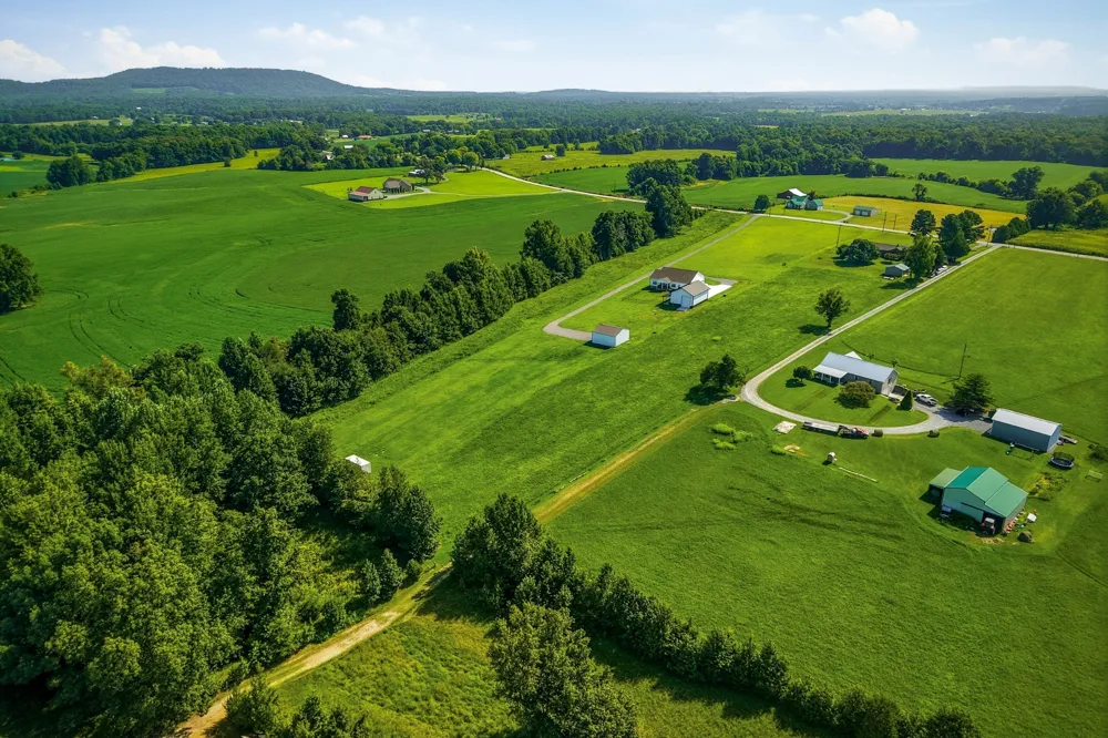 3459 Short Mountain Rd Woodbury, TN 37190