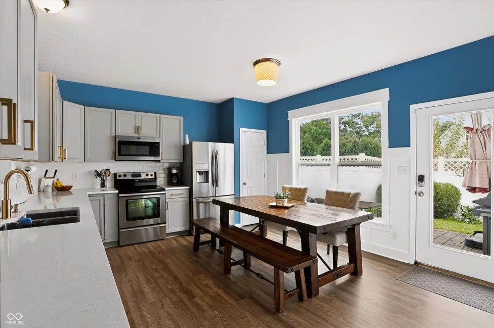 13175 Elster Way Fishers, IN 46037