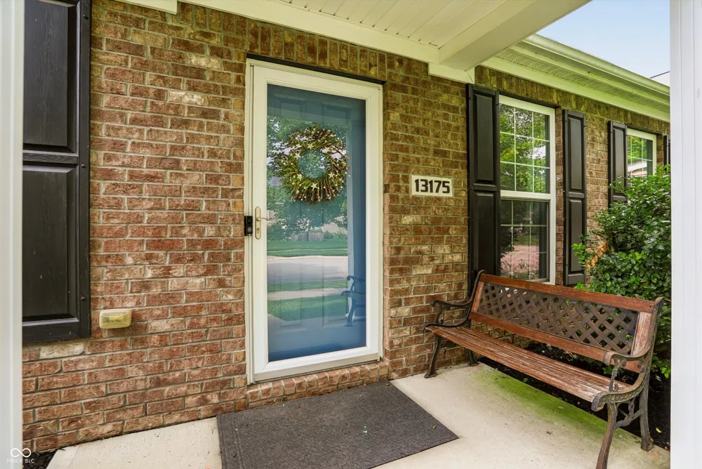 13175 Elster Way Fishers, IN 46037