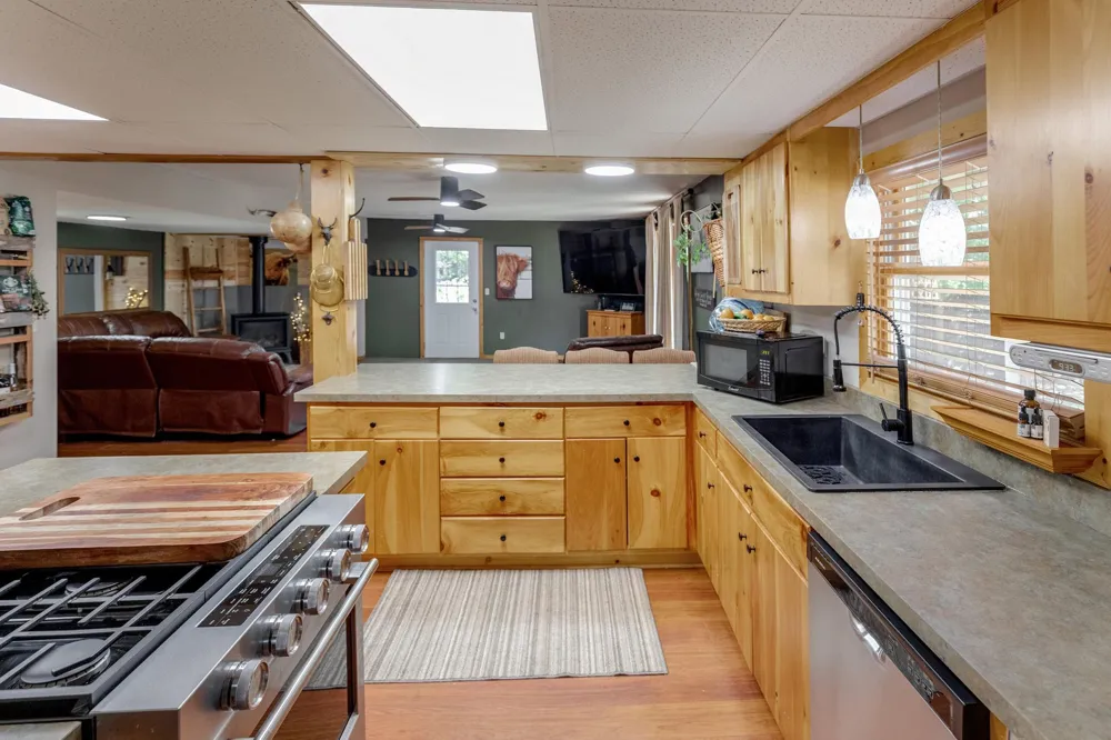 4470 Cinosam Road Brainerd, MN 56401