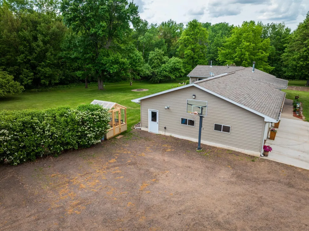 38813 Fox Road Hinckley, MN 55037