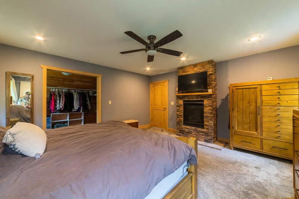 38813 Fox Road Hinckley, MN 55037
