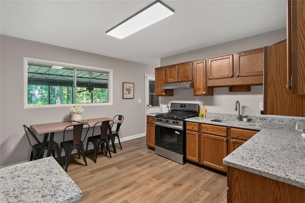 6177 Crestview Lane Forest Park, GA 30297
