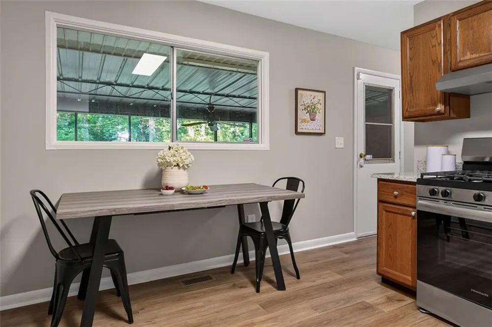6177 Crestview Lane Forest Park, GA 30297