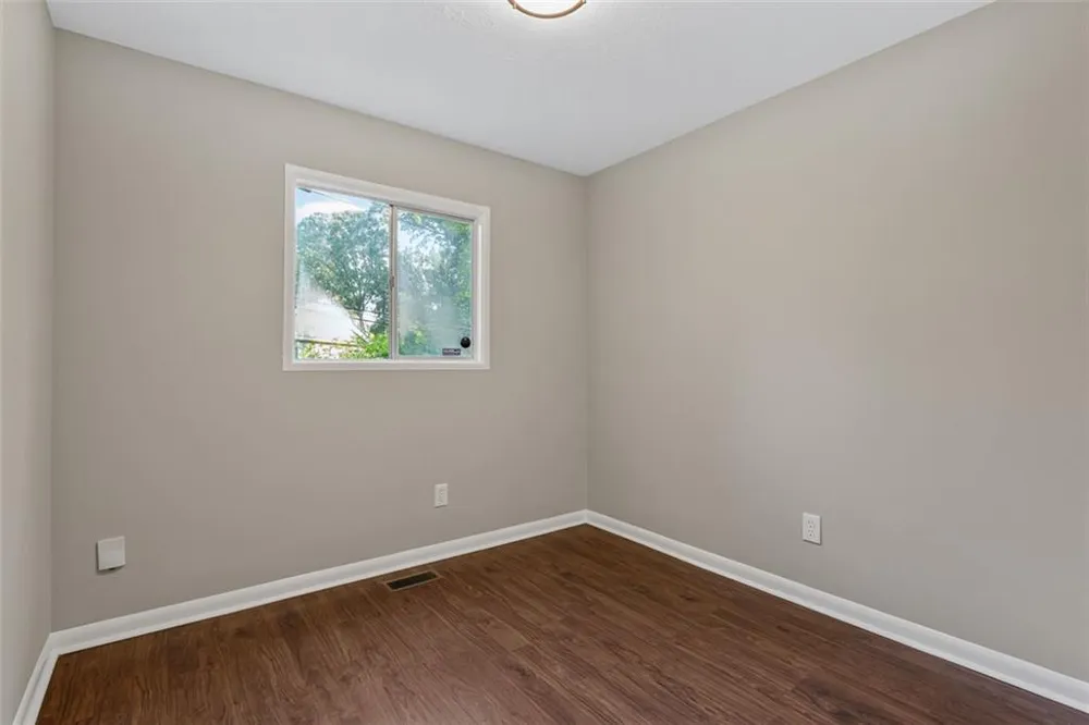 6177 Crestview Lane Forest Park, GA 30297