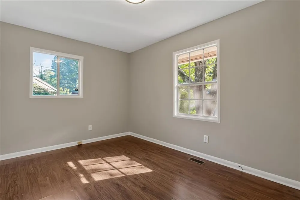 6177 Crestview Lane Forest Park, GA 30297