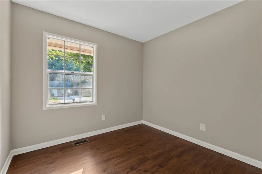 6177 Crestview Lane Forest Park, GA 30297