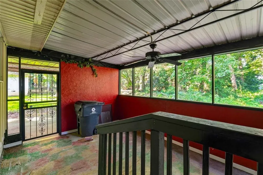 6177 Crestview Lane Forest Park, GA 30297