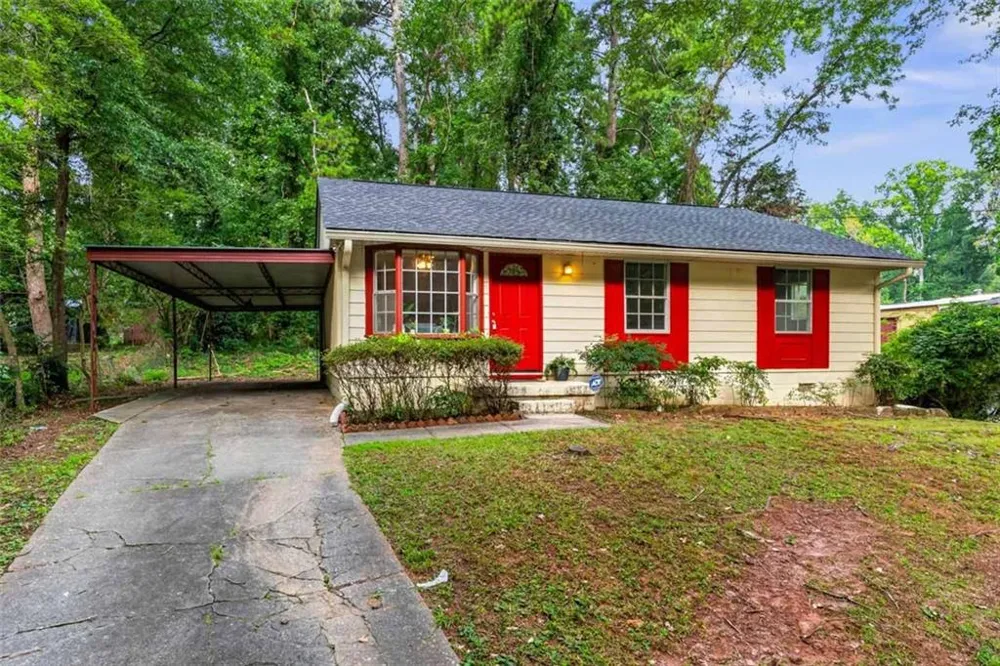 6177 Crestview Lane Forest Park, GA 30297