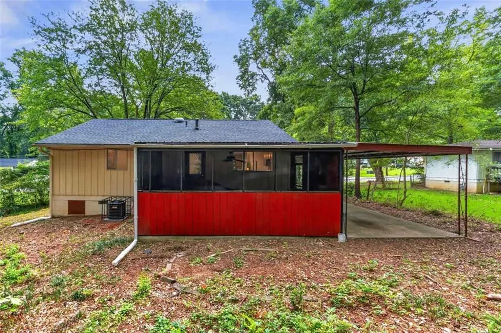6177 Crestview Lane Forest Park, GA 30297