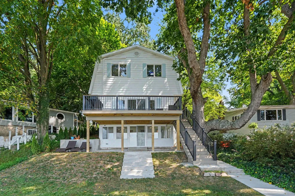 92318 Mariner Drive Benton Harbor, MI 49022