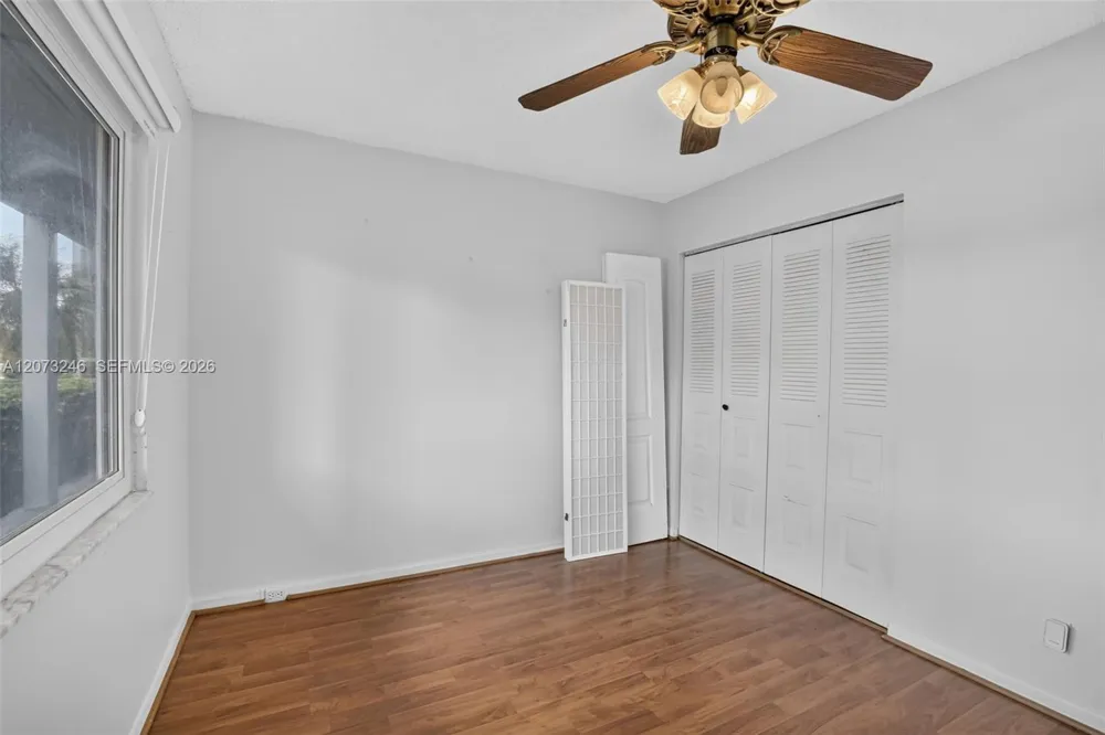 900 SW 125th Way #105R Pembroke Pines, FL 33027