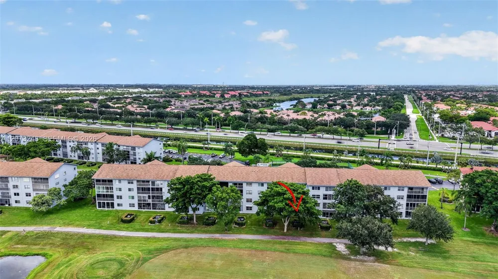 900 SW 125th Way #105R Pembroke Pines, FL 33027