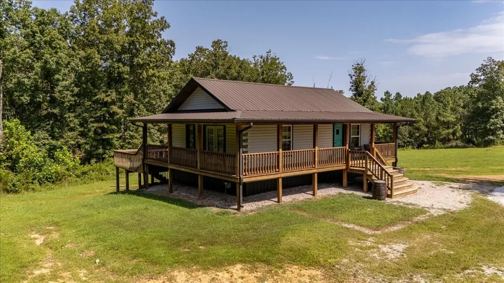 620 Kimmins St Hohenwald, TN 38462
