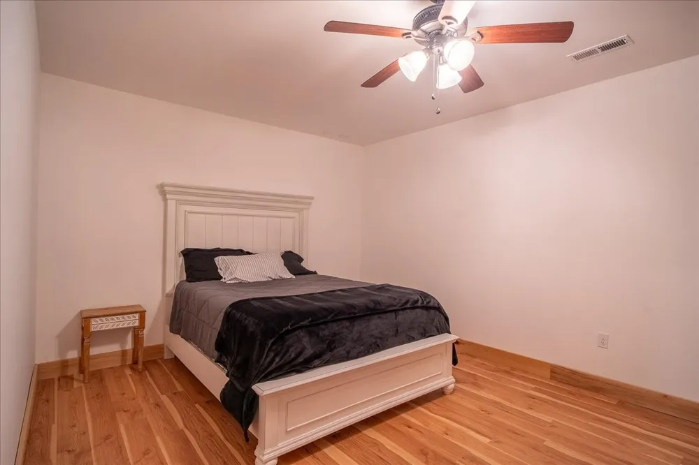 620 Kimmins St Hohenwald, TN 38462