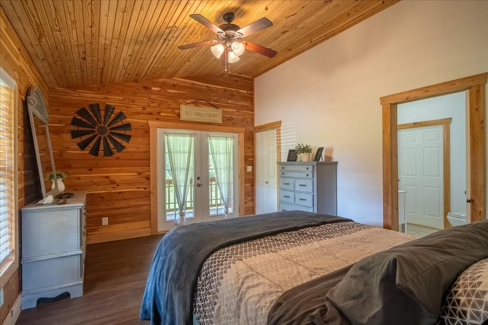 620 Kimmins St Hohenwald, TN 38462