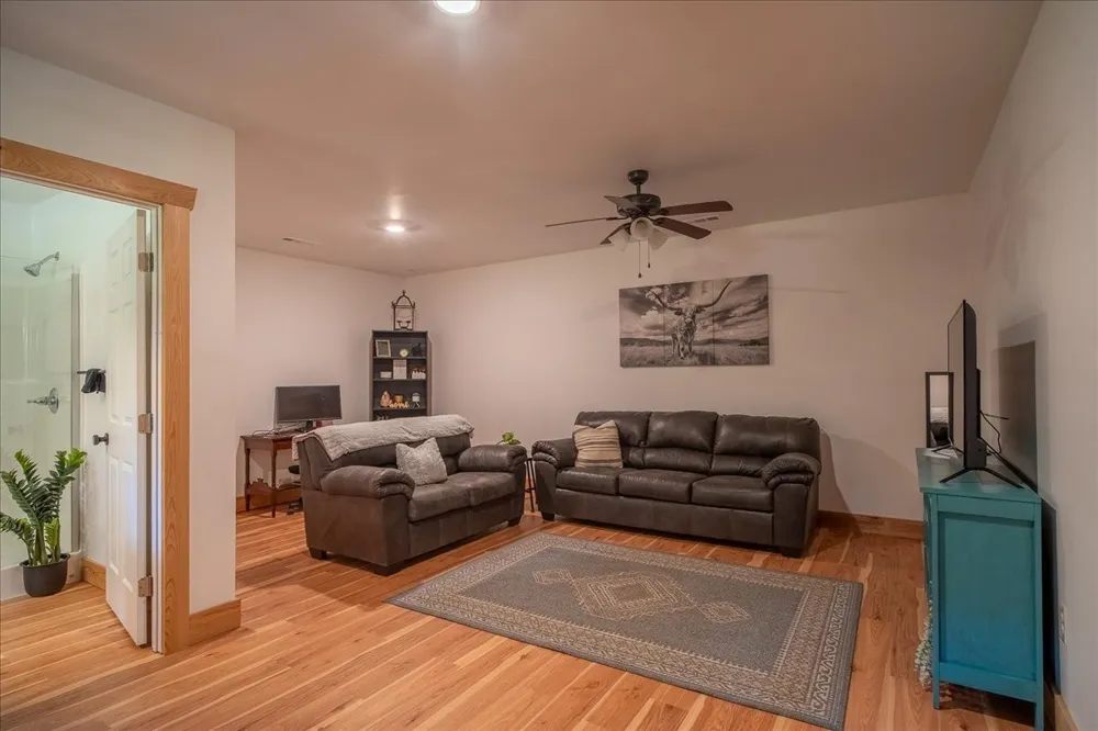 620 Kimmins St Hohenwald, TN 38462
