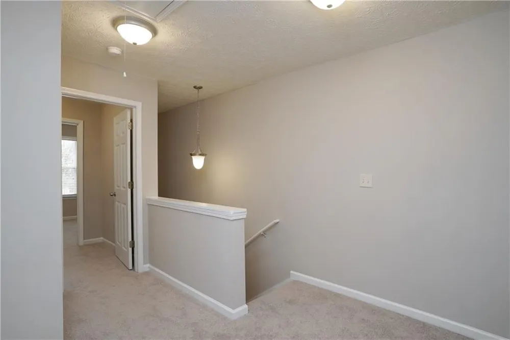 182 Oak Green Drive Lawrenceville, GA 30044