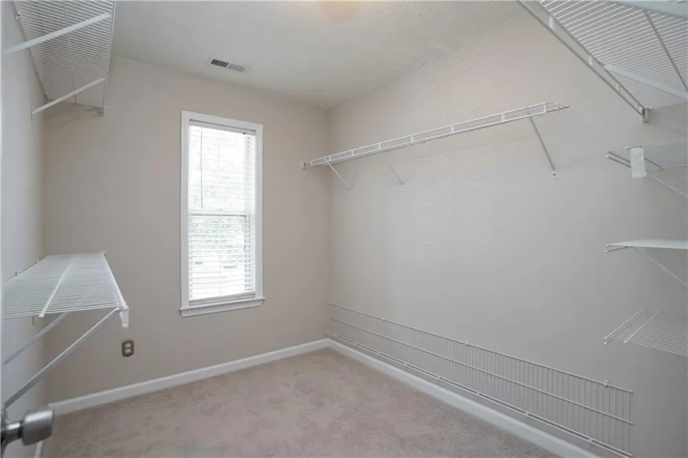 182 Oak Green Drive Lawrenceville, GA 30044