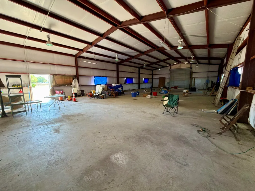 7830 Mavis Avenue Waxahachie, TX 75167