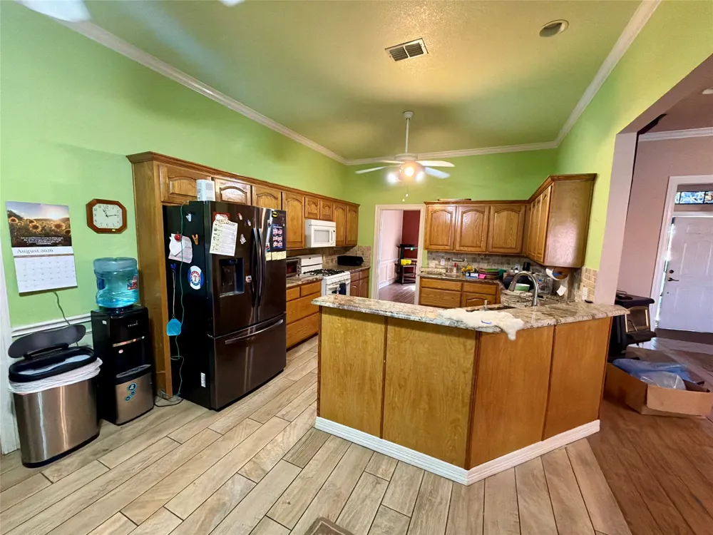 7830 Mavis Avenue Waxahachie, TX 75167