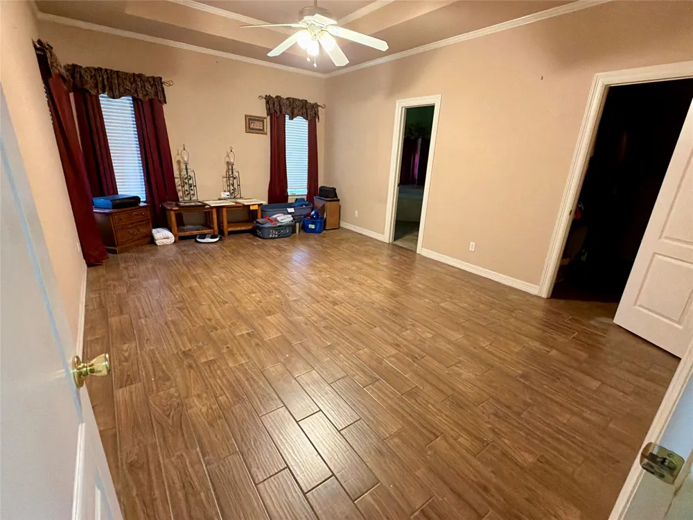 7830 Mavis Avenue Waxahachie, TX 75167