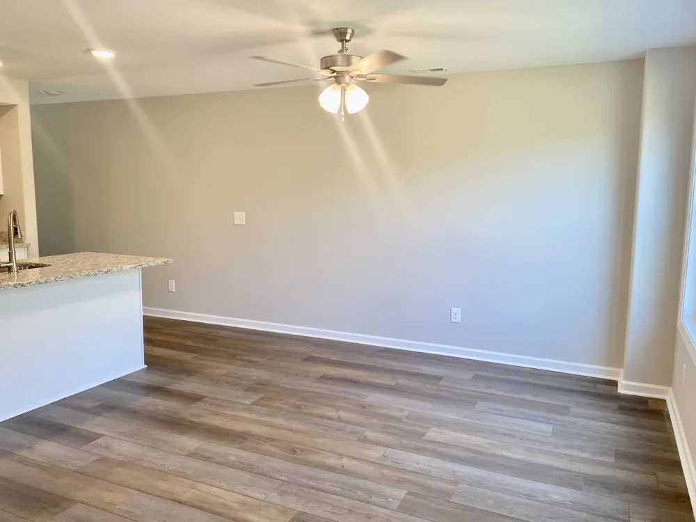 943 Center Rd #A Clarksville, TN 37042